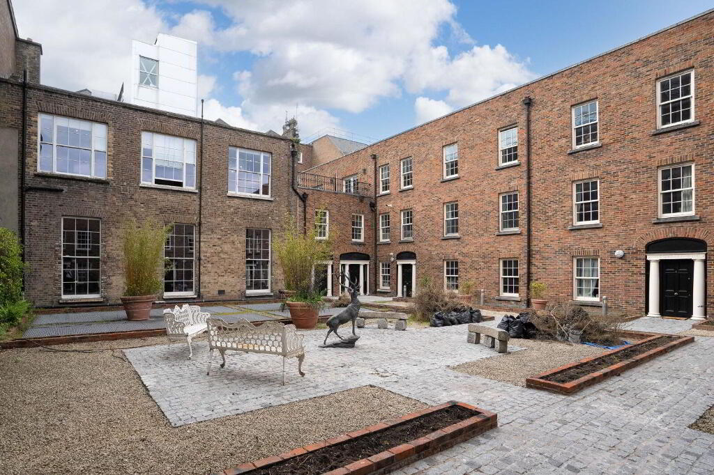 Apartment 19 Ely Mews, Roger's Lane, Dublin 2, D02K292