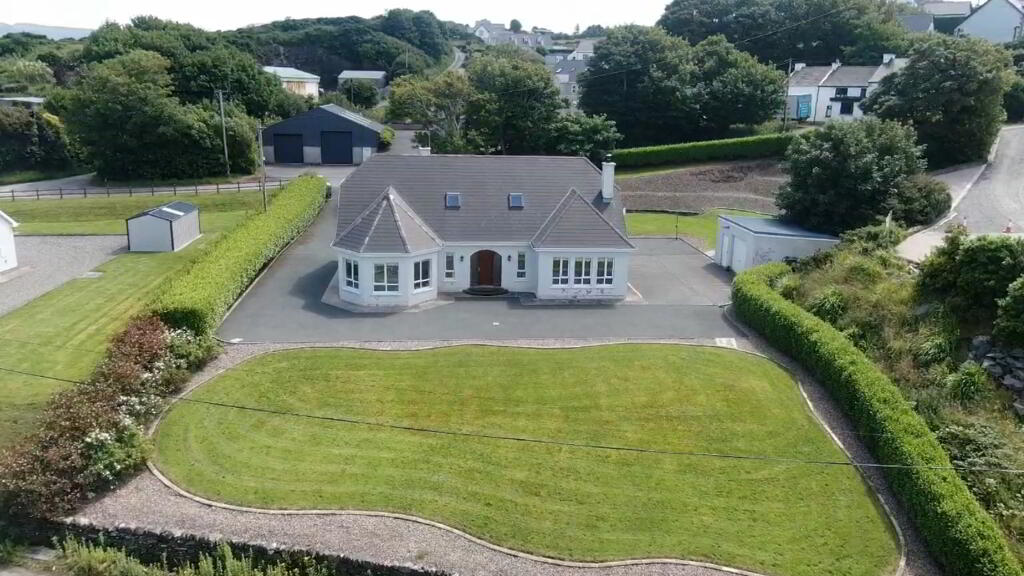 4 Bedroom Detached House, Killult, Falcarragh, F92DP9Y