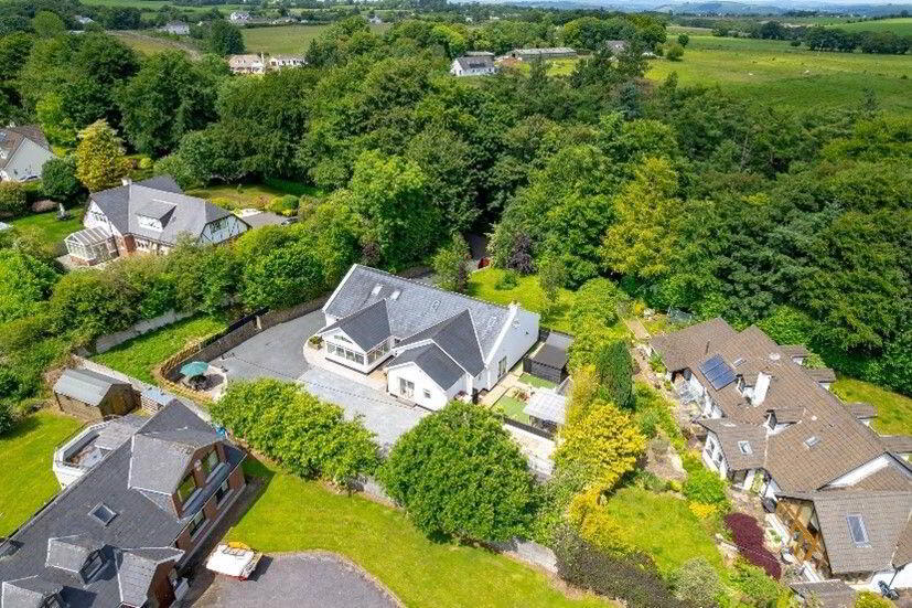 Greybrook, Waterfall, T12KWD6