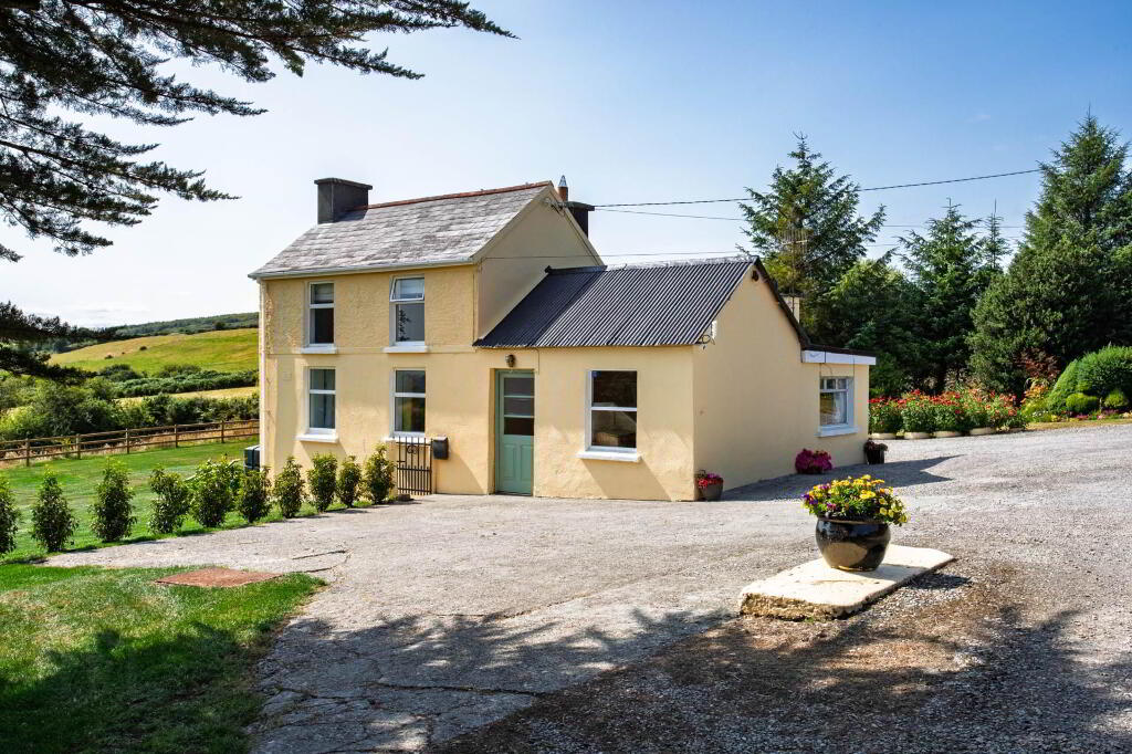 Carhoovauler, Rossmore, Clonakilty, P85VX25