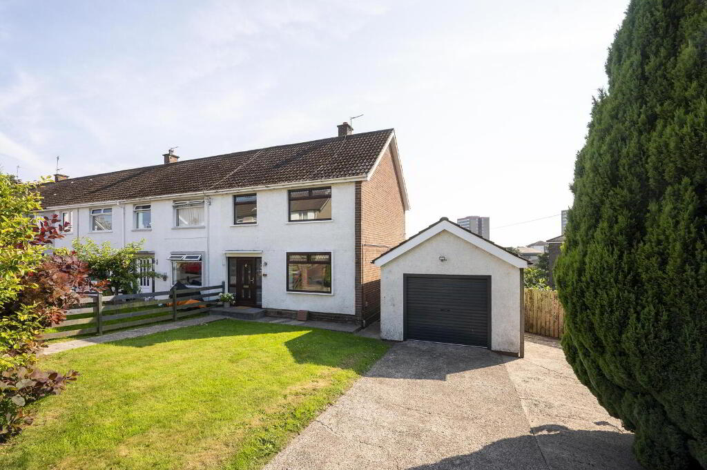 52 Castlecoole Park, Belfast, BT8 7BG