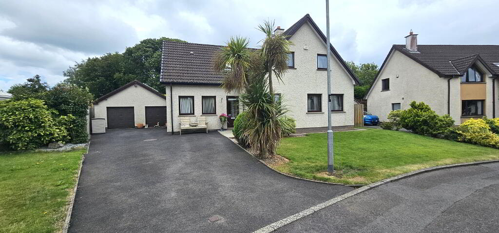 4 Collinvale, Green Road, Ballyclare, BT39 9PL