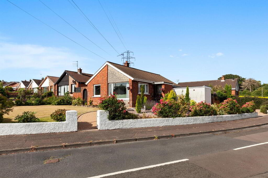 15 Waverley Drive, Newtownabbey, BT36 6RX