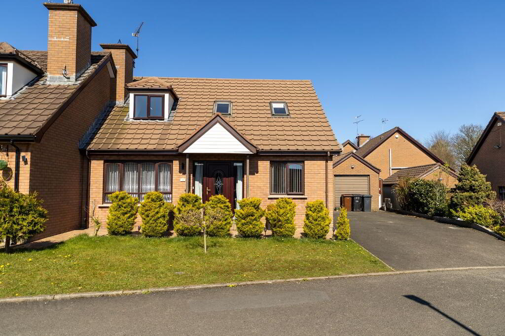 32 Farm Lodge Avenue, Ballymena, BT43 7DF
