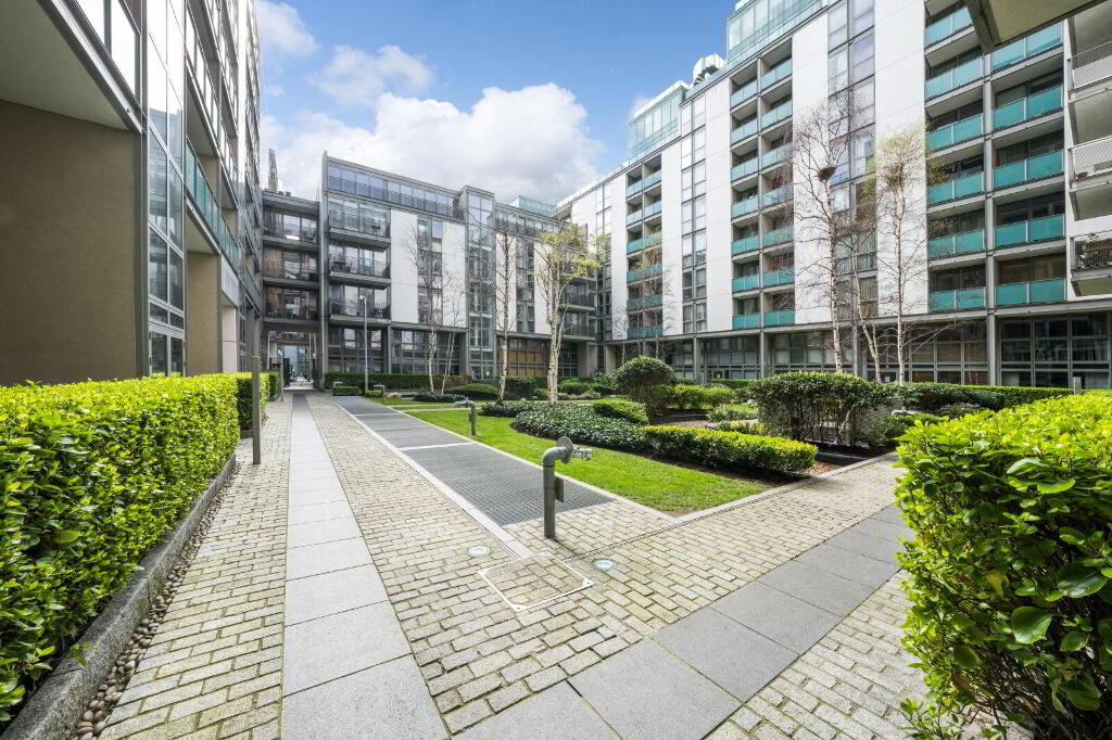 Apartment 24 Kirkpatrick House IFSC, Ifsc, D01A306