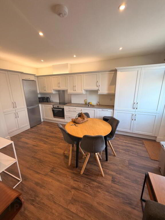 Rossmoyne, Ennis Road, V94D279