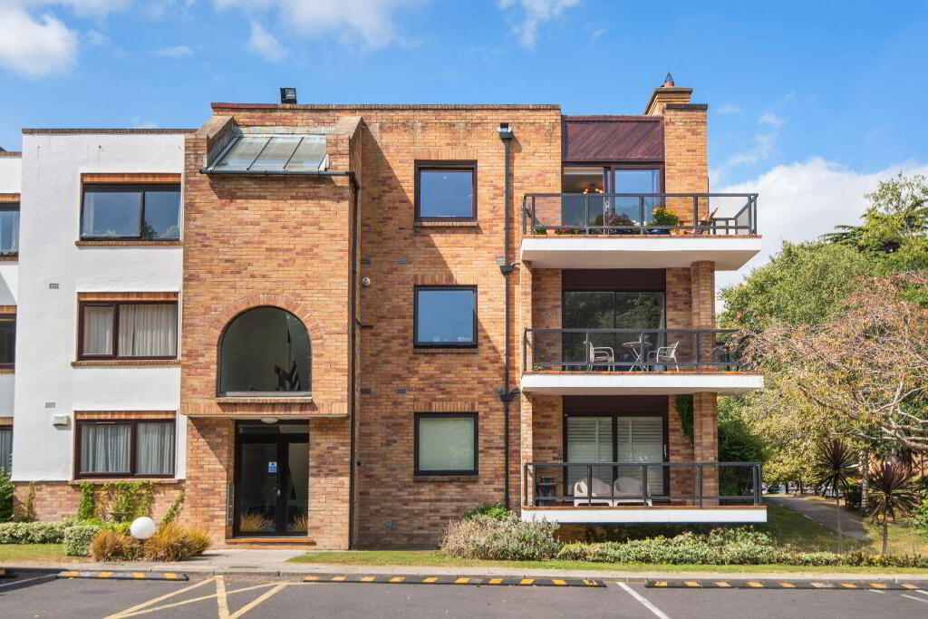 Apartment 33 The Elms Mount Merrion Avenue, Blackrock, Blackrock, A94NR70