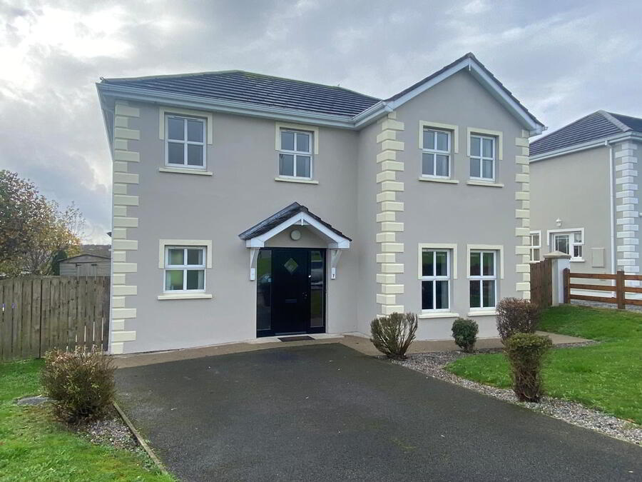 7 Sessiagh Park, Castlefin, F93T3H3
