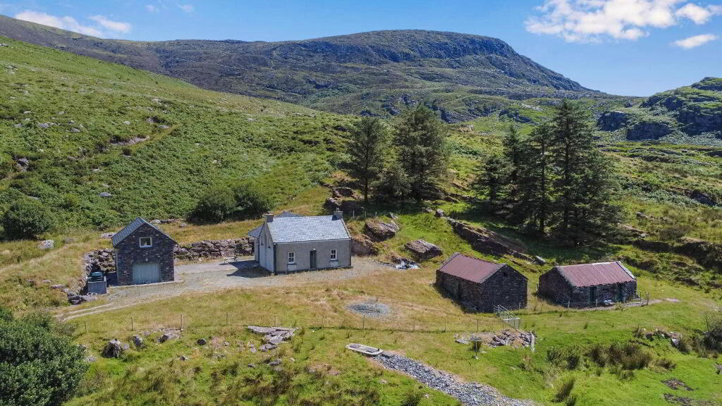 Cloghavoola, Caherbarnagh, Caherbarnagh, V23TF24