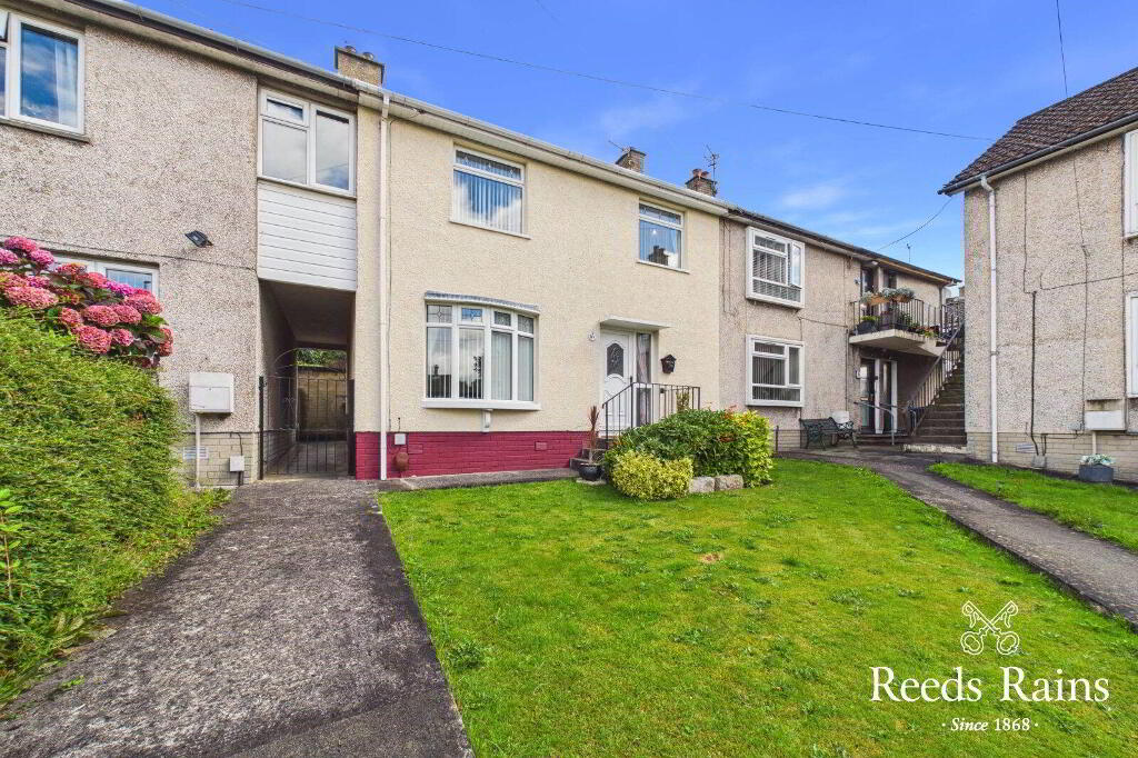98 Drumadoon Drive, Dundonald, Belfast, BT16 2PR