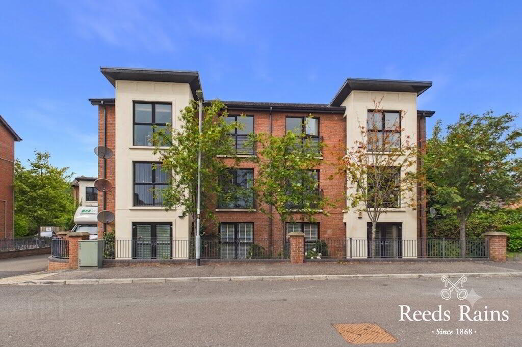 6 Old Shore Close, Carrickfergus, BT38 8ZJ