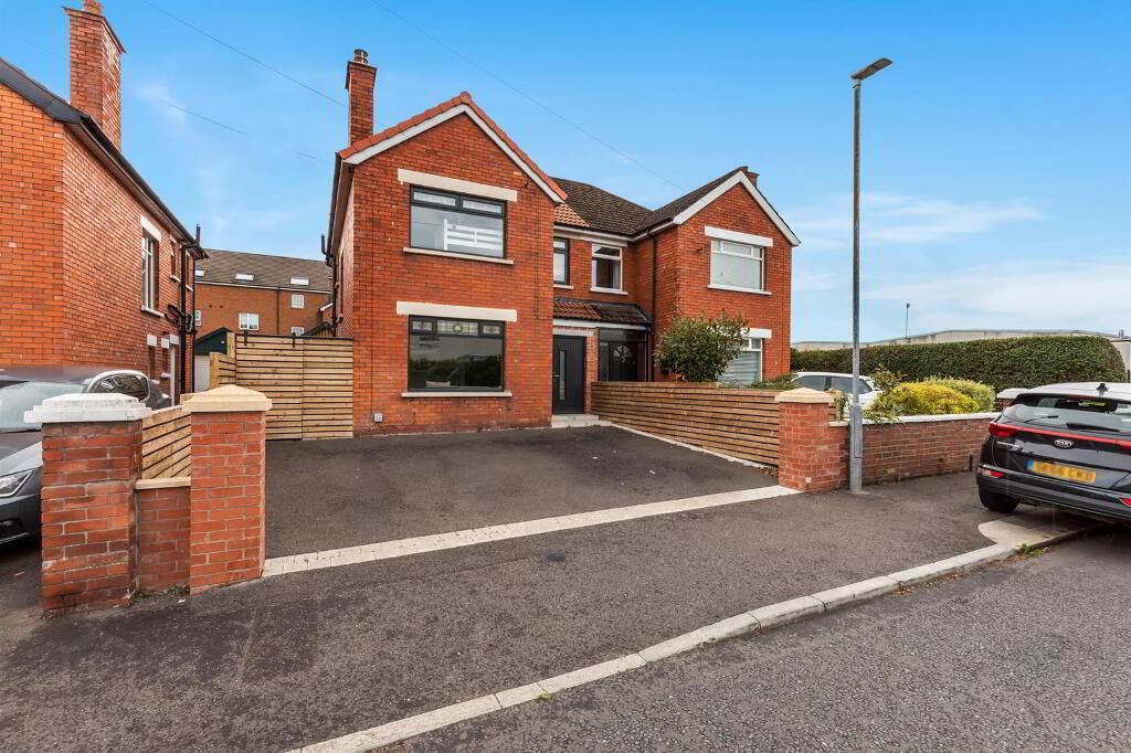 56 Orby Gardens, Belfast, BT5 5HS