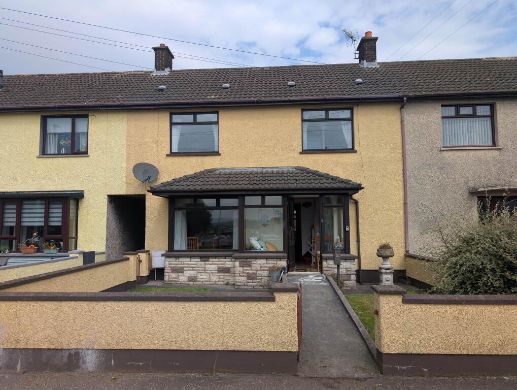 43 Killyglen Road, Larne, BT40 2HT