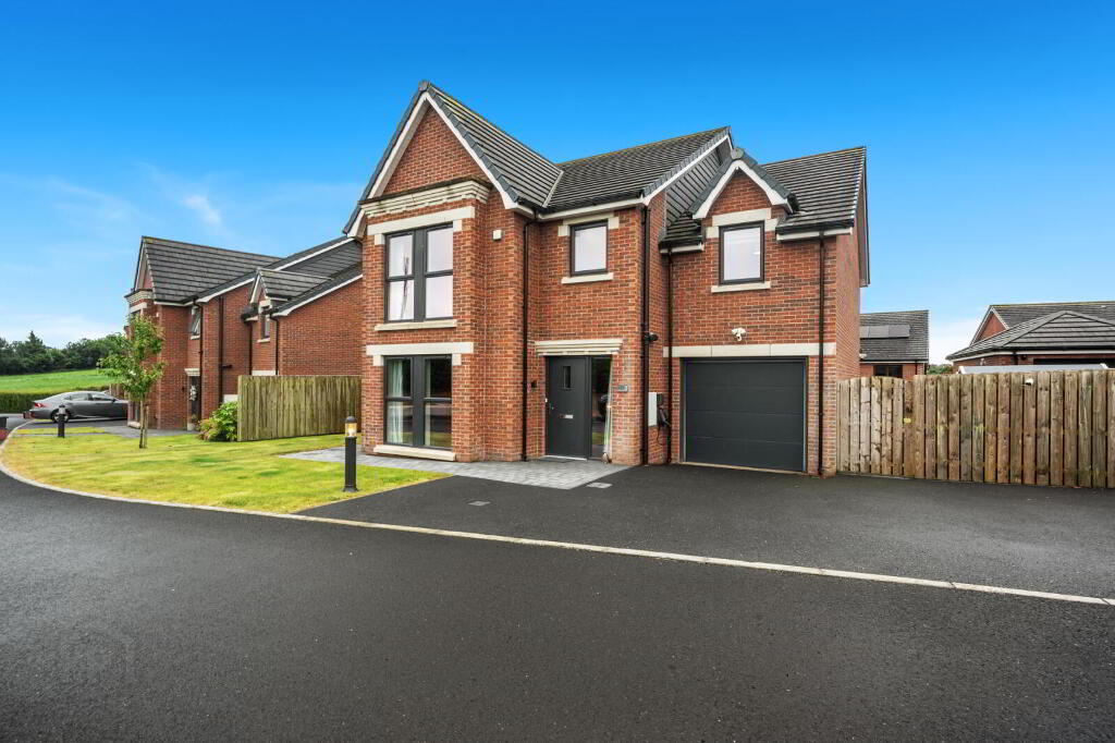 3 Baronsgrange Street, Carryduff, Belfast, BT8 8SF