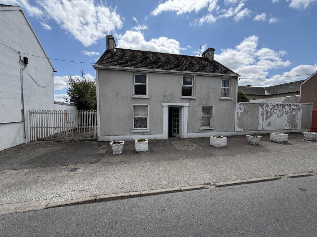Main Street, Ross, V94HW37