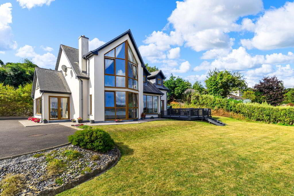 Hillside, Aghada, Midleton, P25XV32