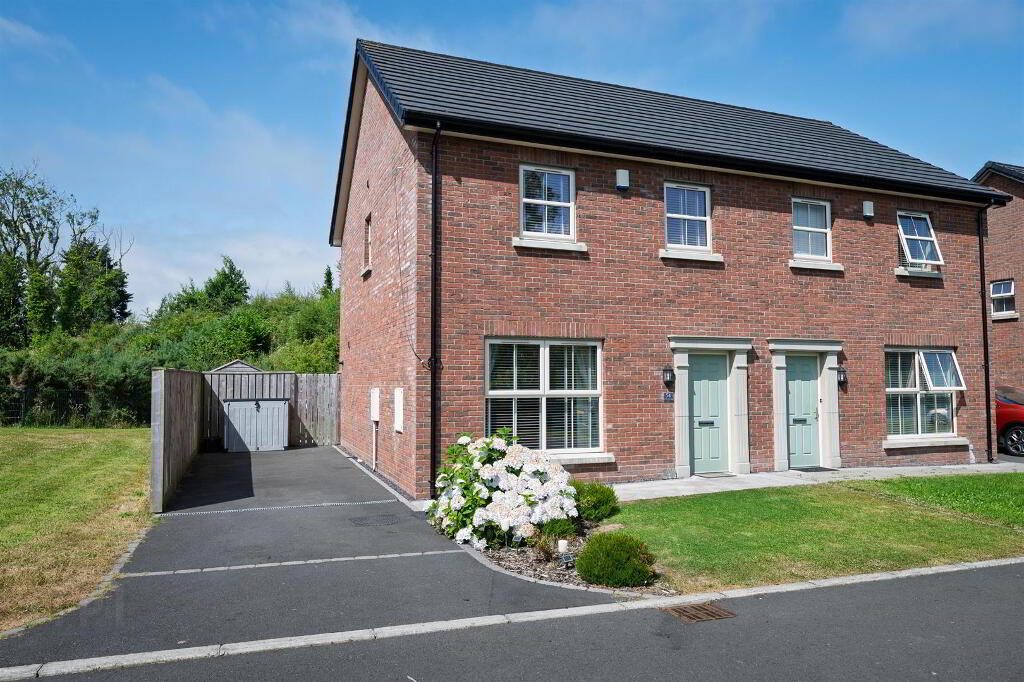 54 Helens Wood Way, Bangor, BT19 1FR