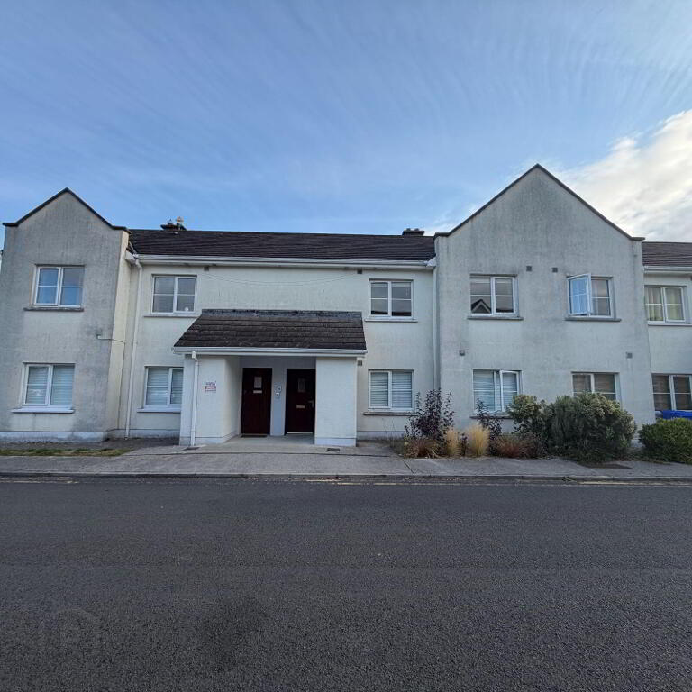 46 Léim An Bhradáin, Gort Road, Ennis, V95CC61