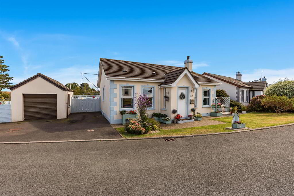 22 Dunleath Drive, Ballywalter, Newtownards, BT22 2TE