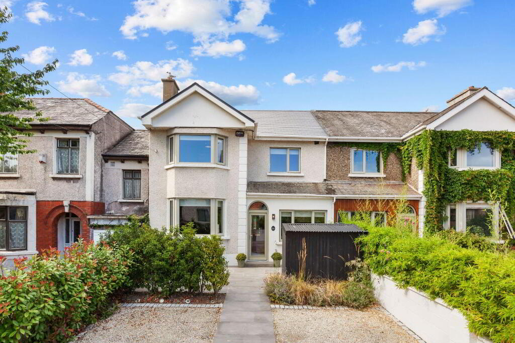 64 Howth Road, Clontarf, D03VA48