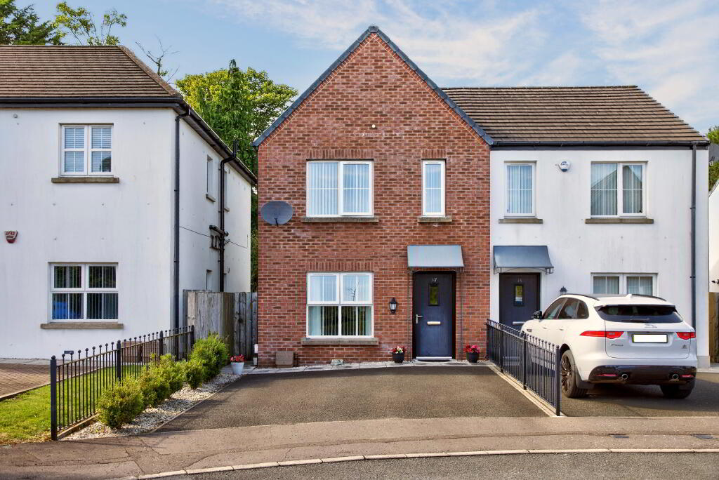 17 Leighinmohr Crescent, Ballymena, BT42 2FB
