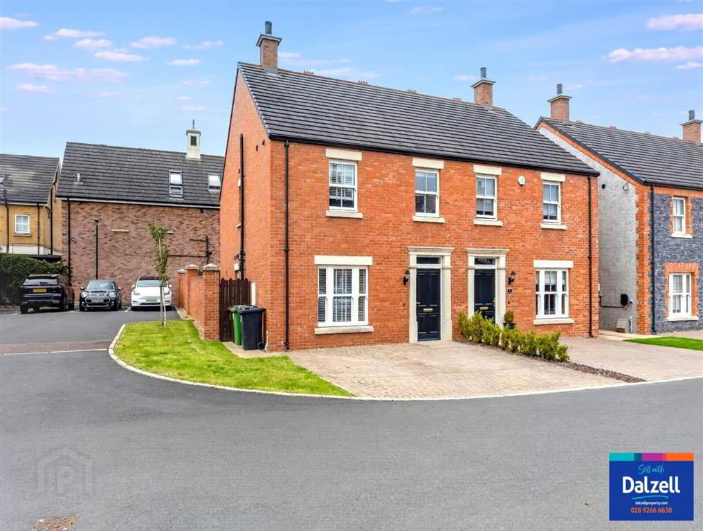 10 Ballantine Square, Lisburn, BT27 5FU