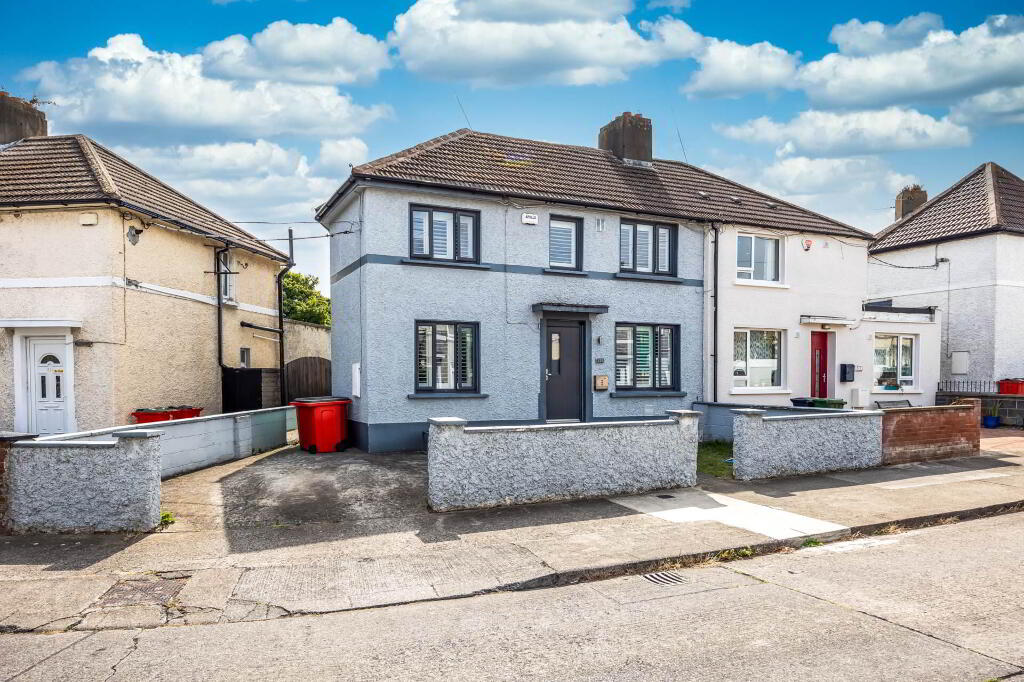 218 Larkhill Road, Whitehall, Dublin, D09VP44