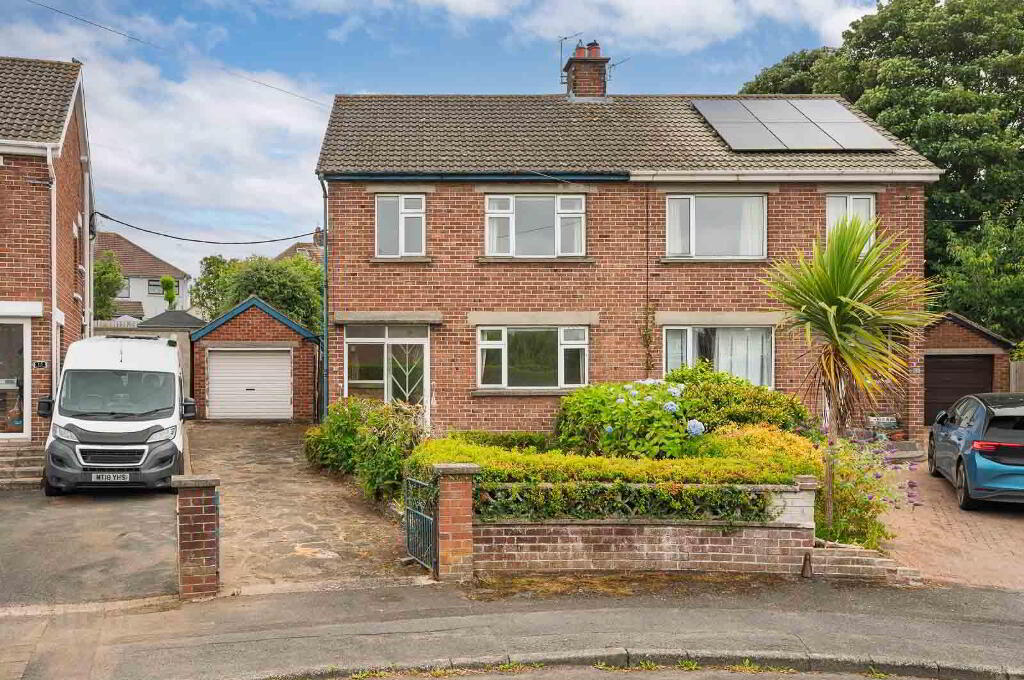 17 Wellington Drive, Bangor, BT20 4PN