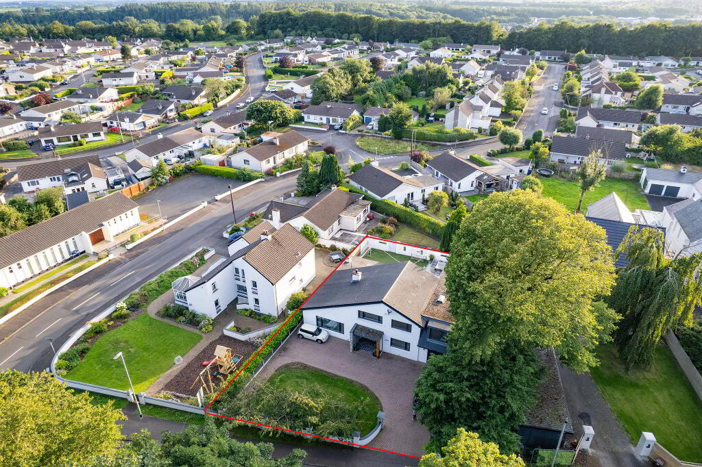 5 Bedroom Detached in BT52 1TA
