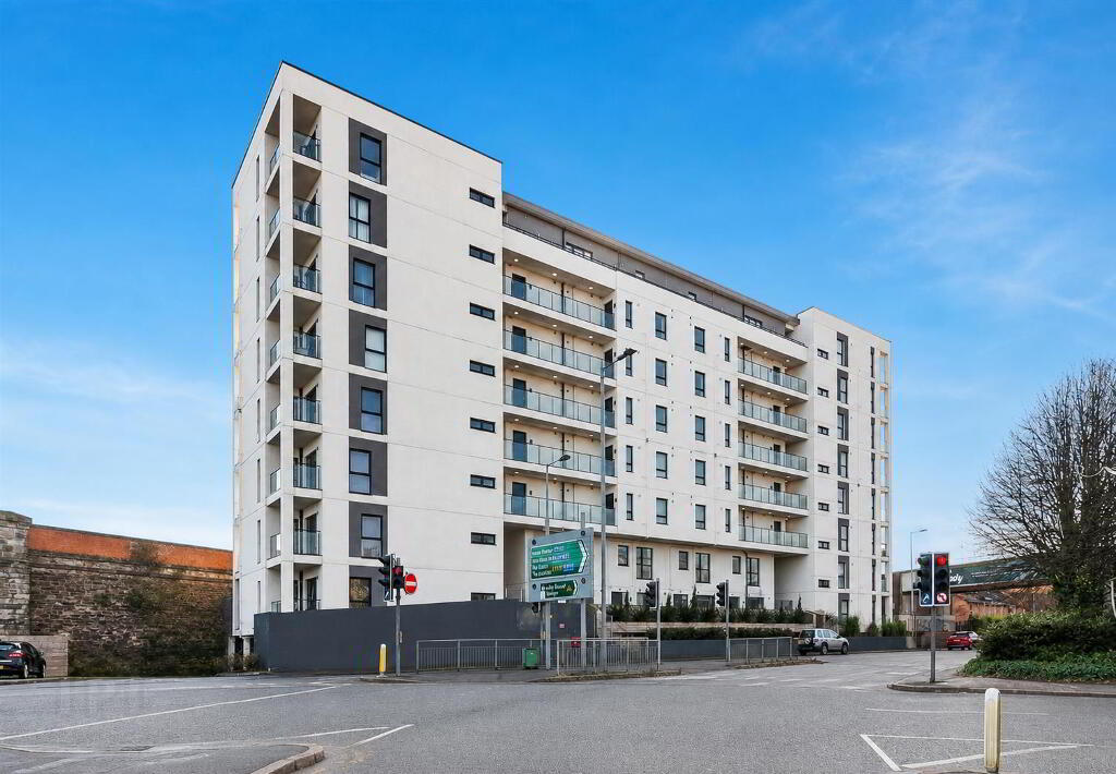Apt 10 The Sandford Building, 37 Bridge End, Belfast, BT5 4AW