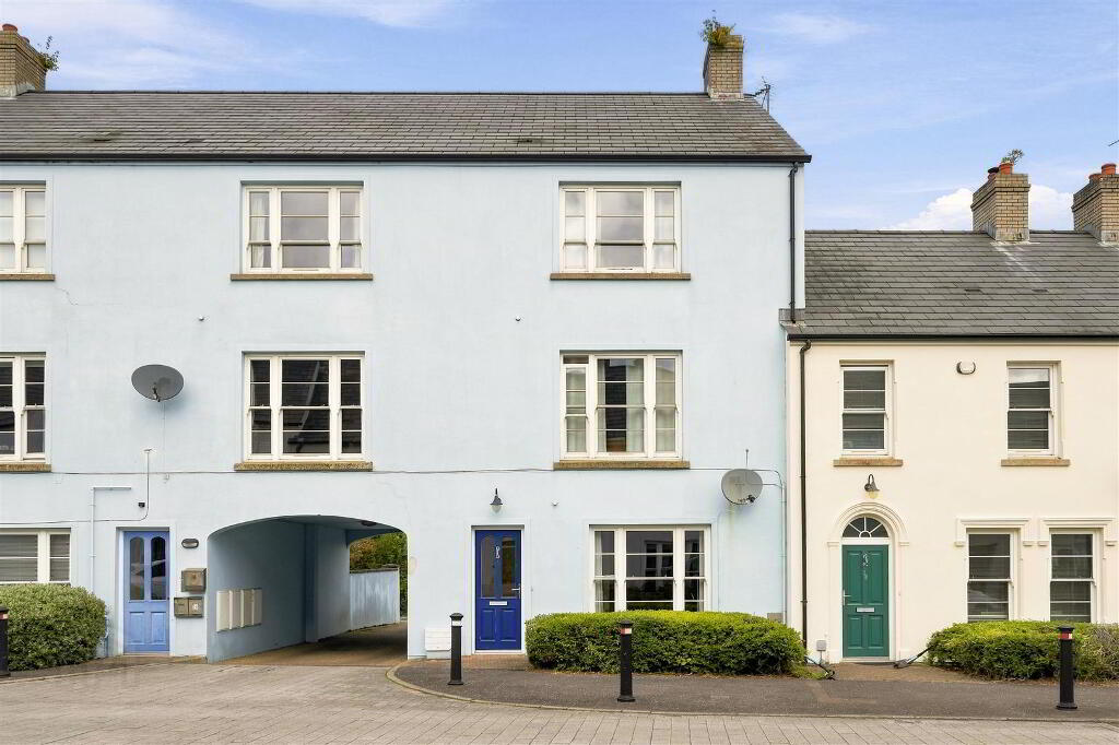36 Mill Road, Saintfield, BT24 7FF