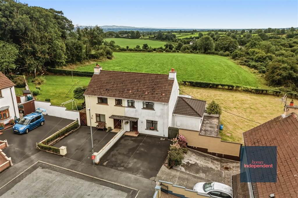 16 Queens Park, Cullybackey, BT42 1ED