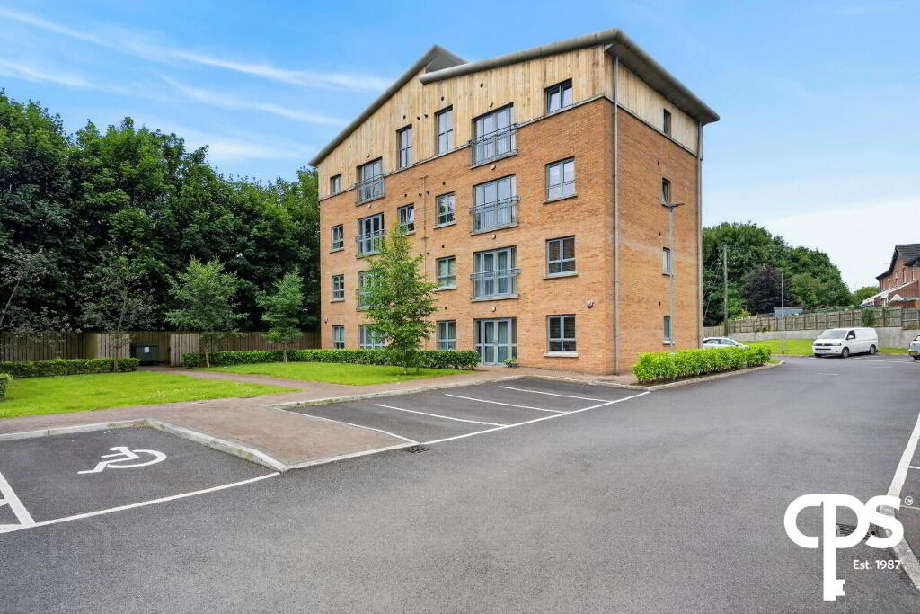 100 The Rose Garden, Dunmurry, Belfast, BT17 9GY