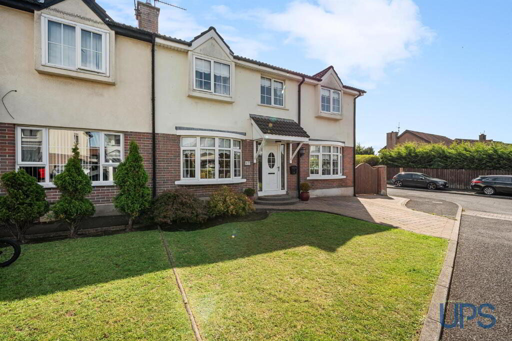 47 Lagmore Grove, Stewartstown Road, Belfast, BT17 0TD