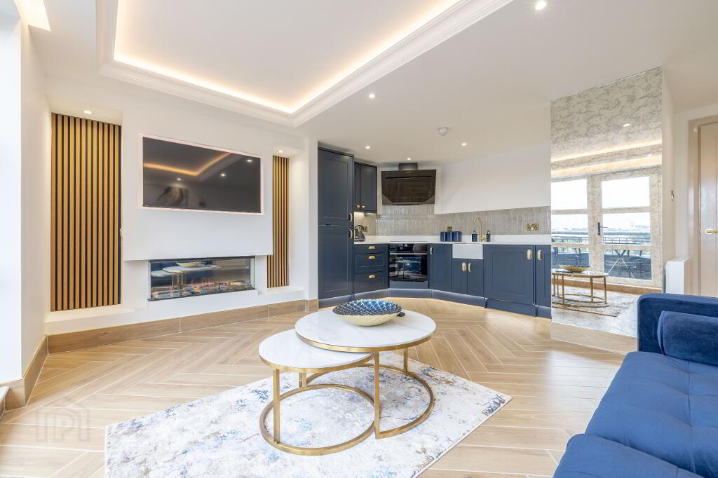 1 Bedroom Flat in BT47 6AE