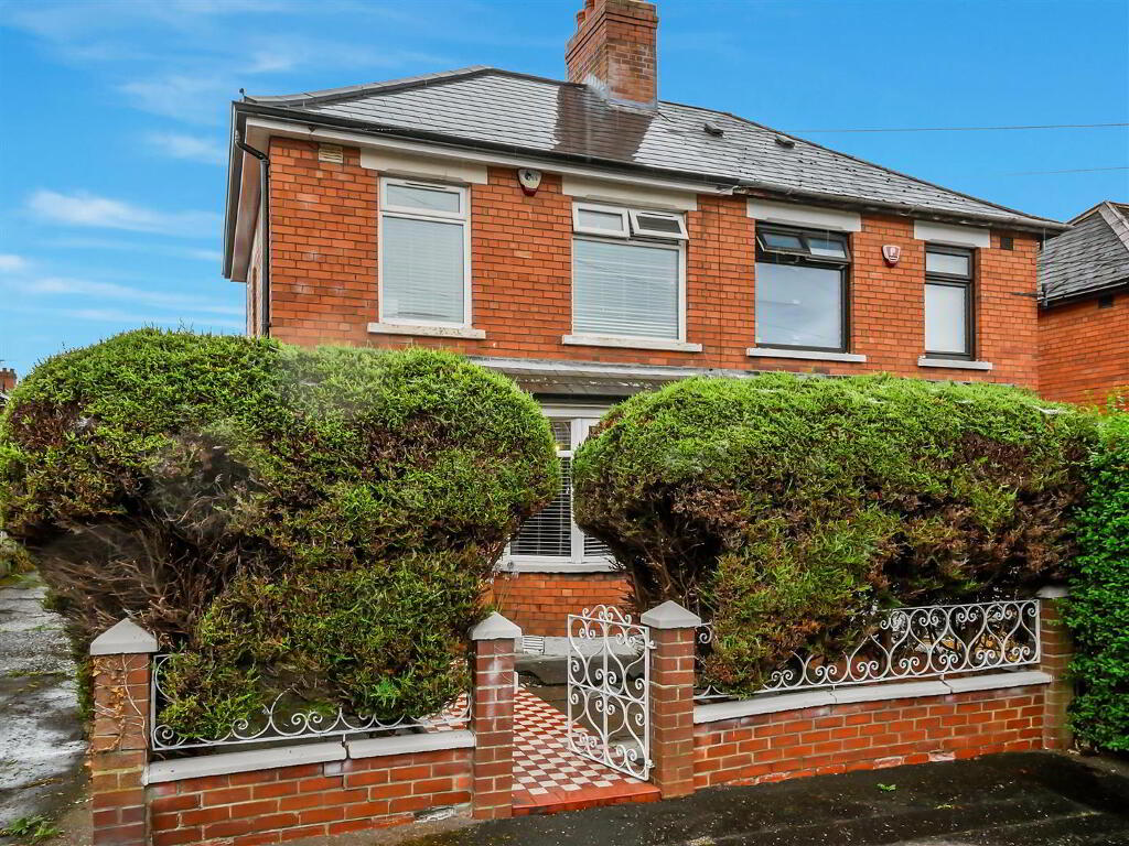 2 Ava Parade, Ormeau, Belfast, BT7 3BU