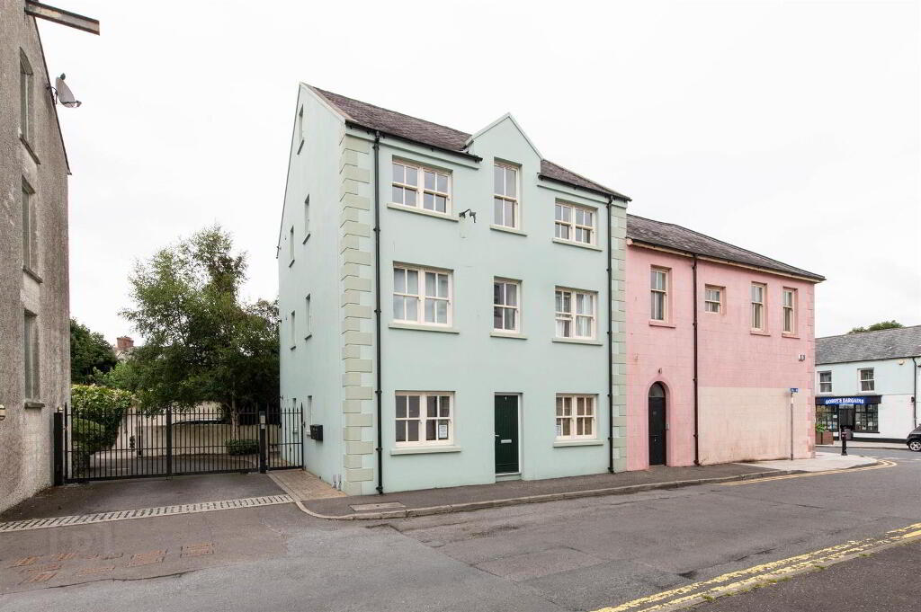 1 Linen Court, Killyleagh, BT30 9NR