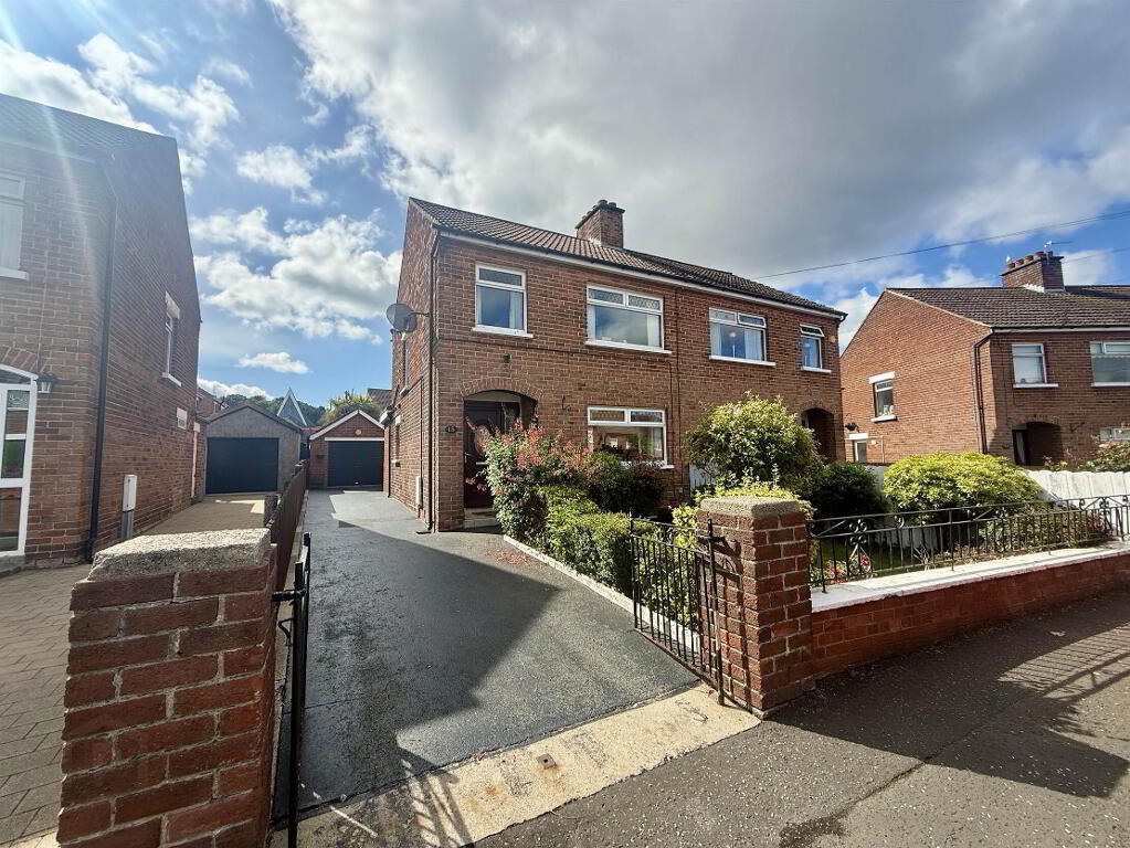 15 Hillburn Park, Cregagh, Belfast, BT6 9PF