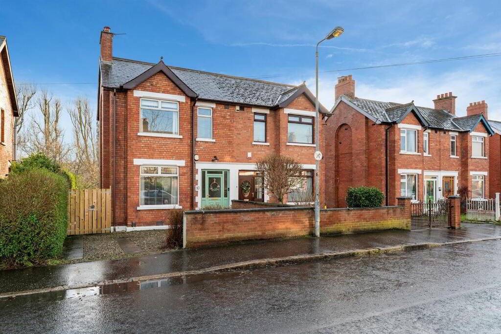 10 Onslow Parade, Cregagh/ Ravenhill, Belfast, BT6 0AR