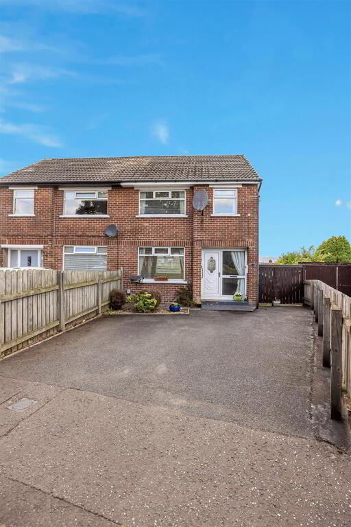 12 Roddens Gardens, Belfast, BT5 7JJ