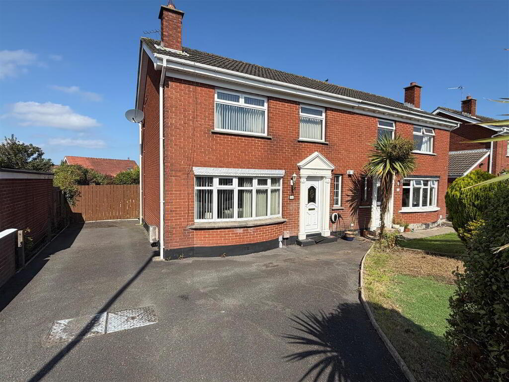 56 Albany Road, Bangor, BT19 6YW