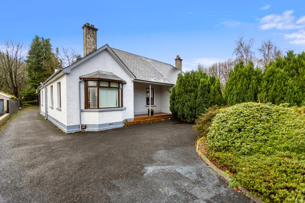 112 Ballymoney Road, Ballymena, BT43 5BZ
