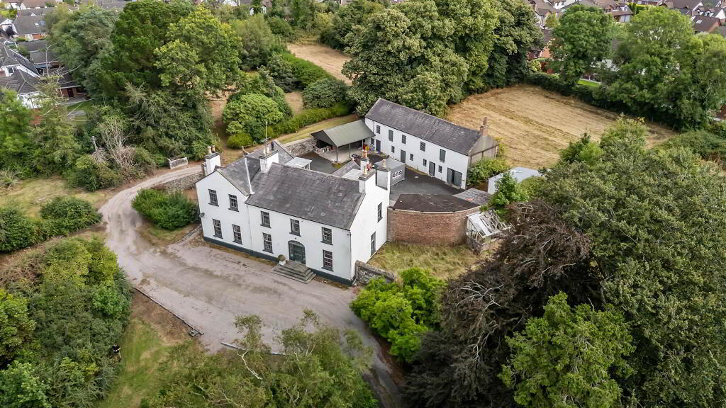 Ballyvally House, 27 Dromore Road, Banbridge, BT32 4EE