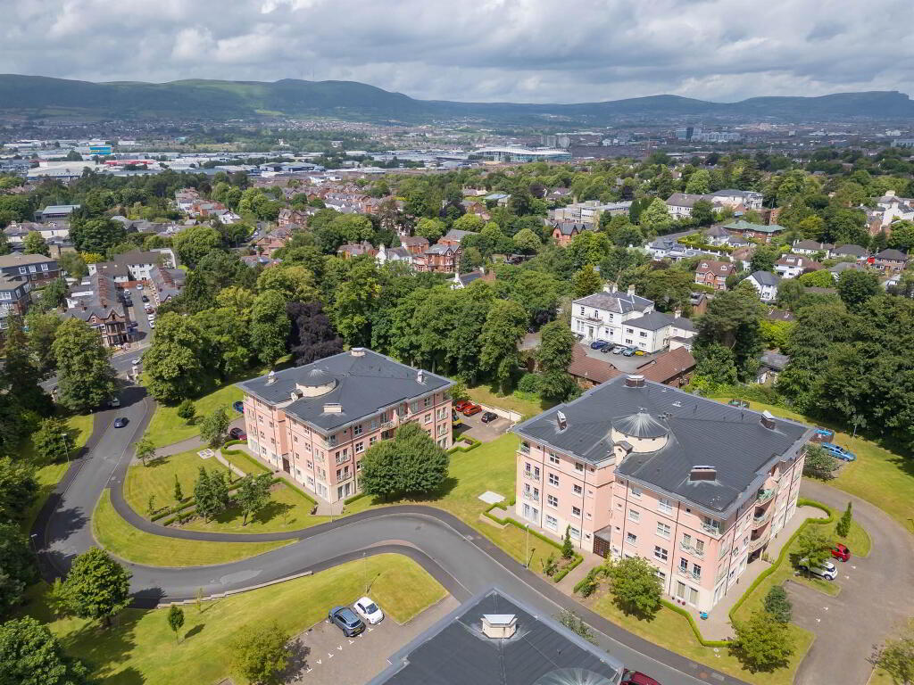 10 Danesfort, Malone Road, Belfast, BT9 5QL
