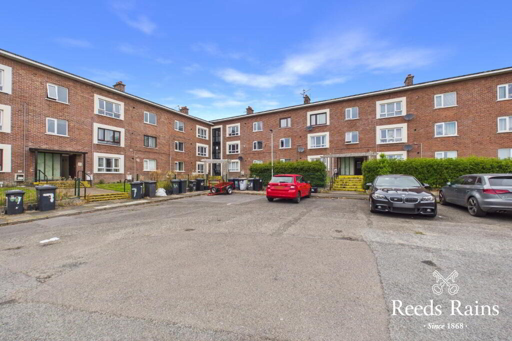 11F Glassillan Grove, Greenisland, Carrickfergus, BT38 8TE