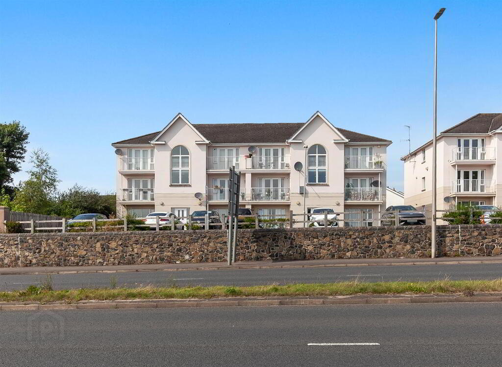 53 Bates Park, Greenisland, Carrickfergus, BT38 8LG
