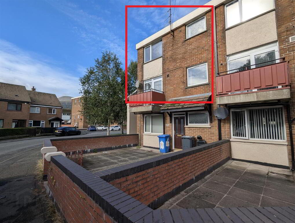 13 Dunwellan Park, Newcastle, BT33 0DD