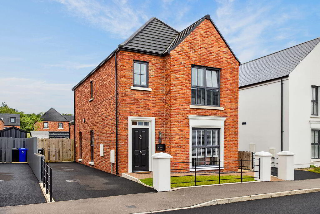 4 Bedroom Detached in BT52 1FQ