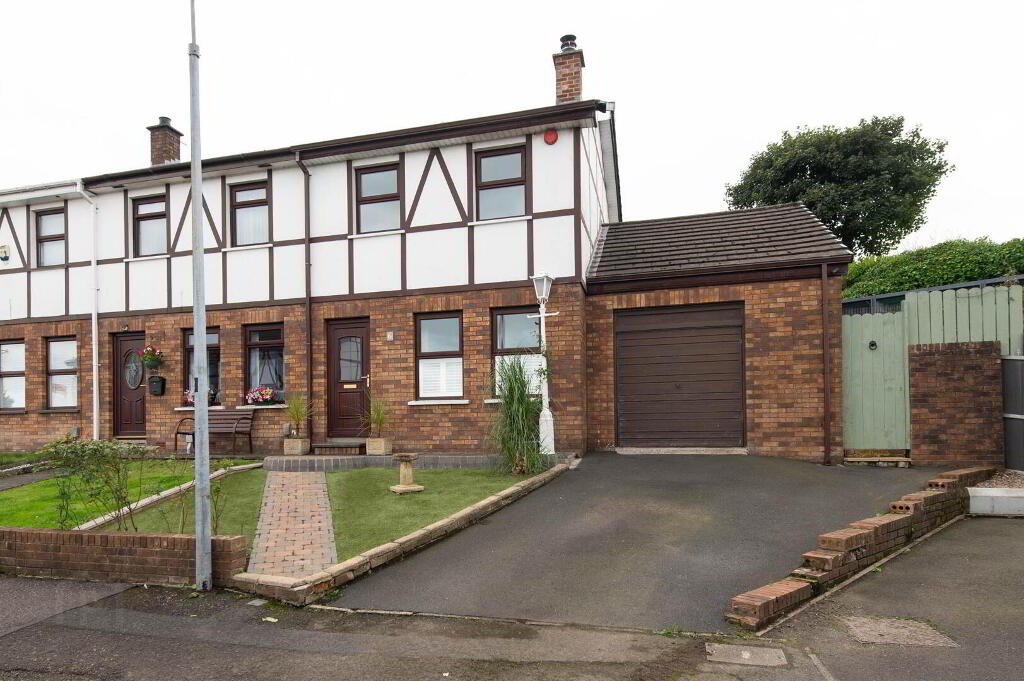 6 Rowan Court, Carnmoney, Newtownabbey, BT36 6YJ
