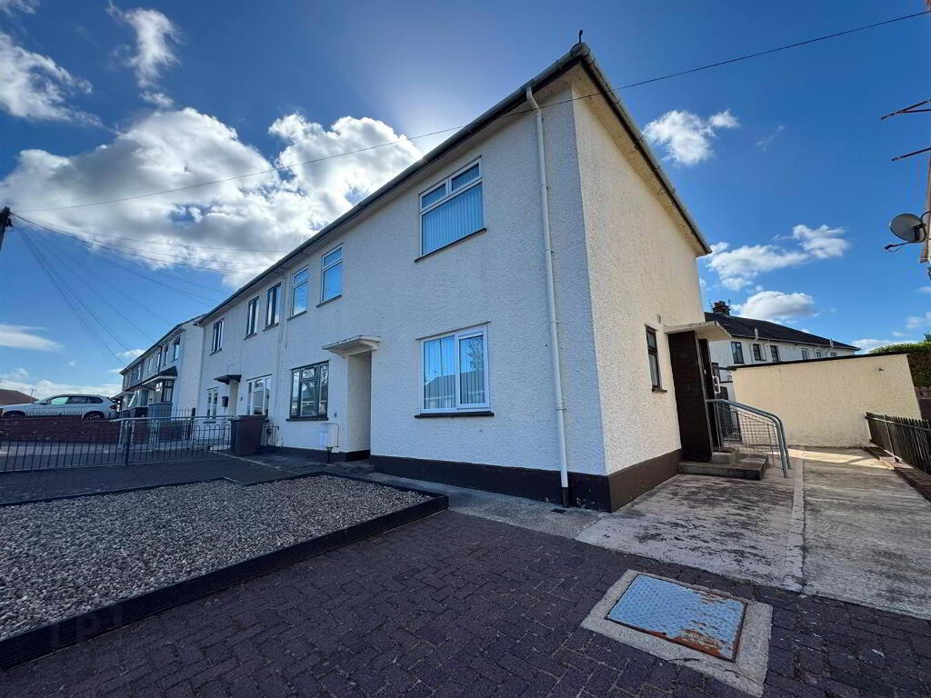 6 Ardeen Avenue, Rathcoole, Newtownabbey, BT37 9AJ